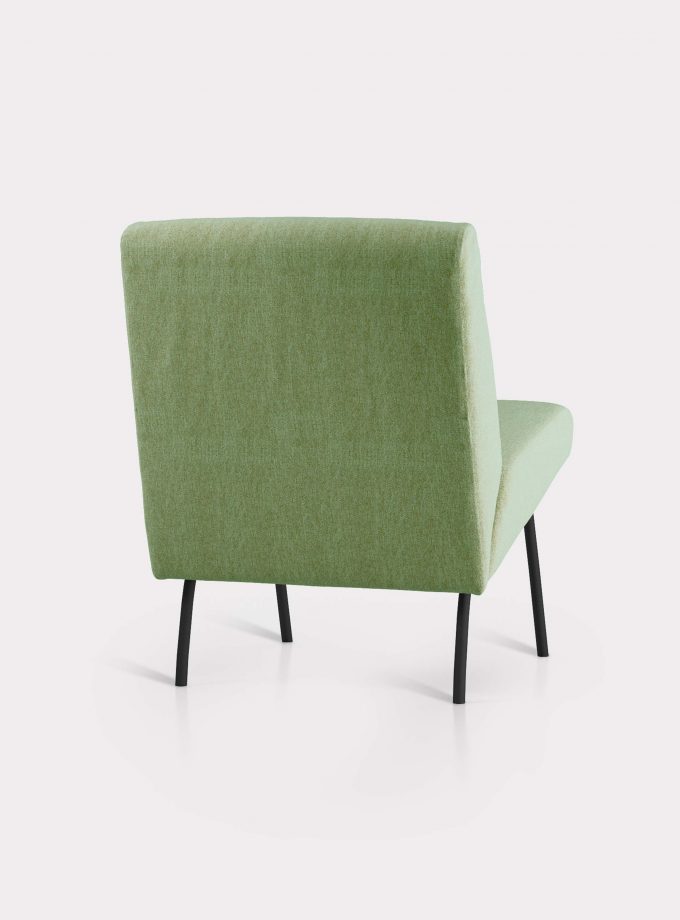 Poltroncina verde oliva in tessuto bouclé