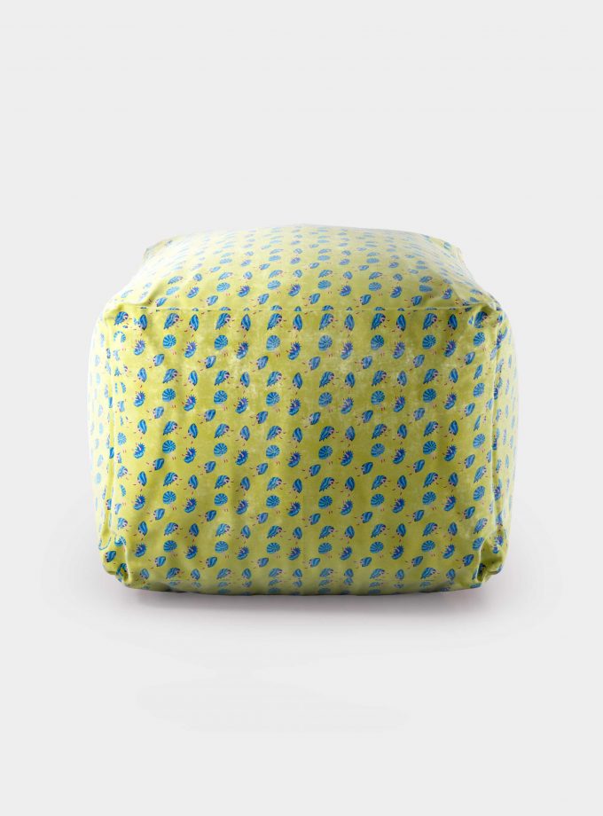 pouf pattern conchiglie e gambe loopo milan design F