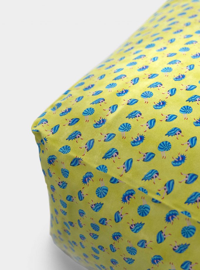 Polystyrene Pouf with "Shells and Legs" pattern